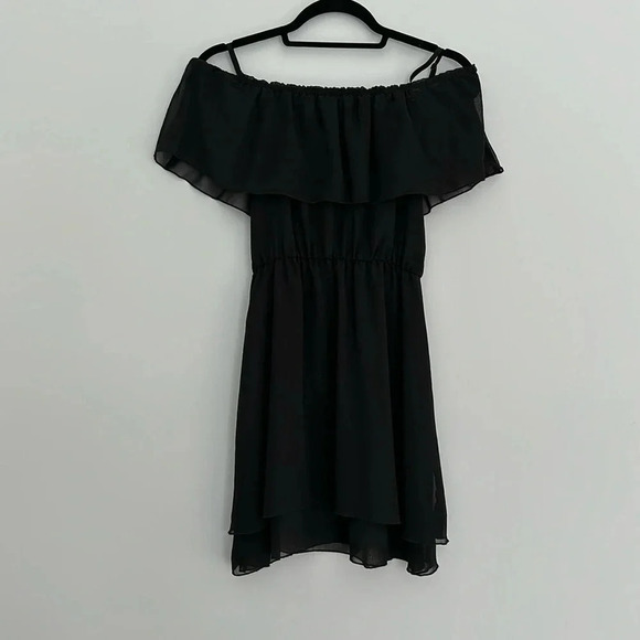 Divided Black Off the Shoulder Dress Sz 6 - Picture 1 of 5